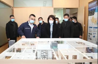 青浦‘直通車’駛入企業(yè)一線，楊小菁深入調研計算機信息技術發(fā)展